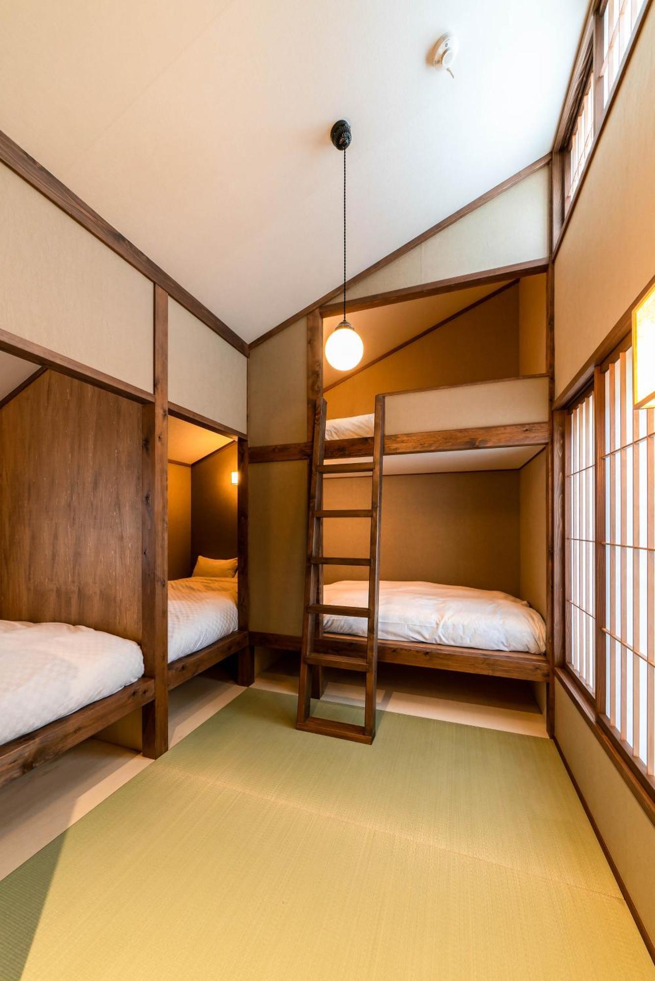 Saik Hotell Kanazawa Rum bild